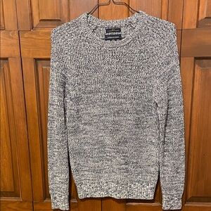 American Eagle Men’s Sweater. Size M. Athletic Fit. Wool Blend Material NWOT.